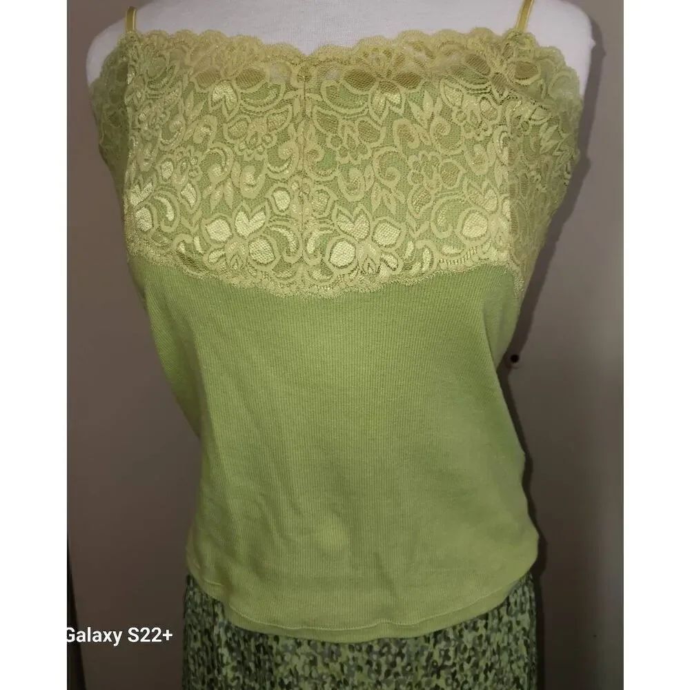 T27 August Silk lacy green tank